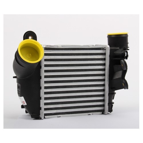     
                
                
    Intercooler pour Audi A3 (8L) à partir de 2003-> - AC57102
