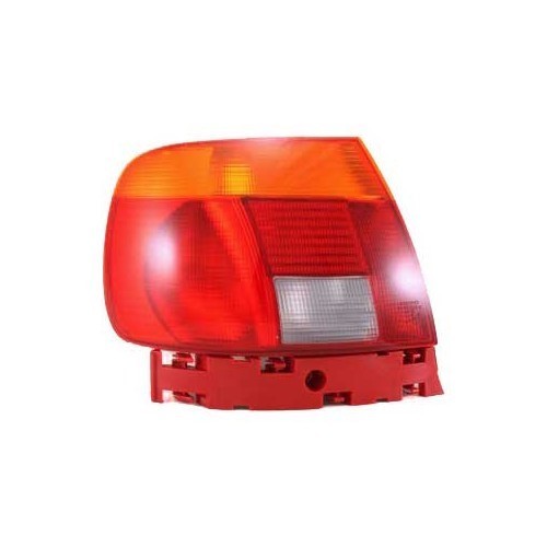     
                
                
    Feu arrière gauche pour A4 (B5) Berline - AU15920
