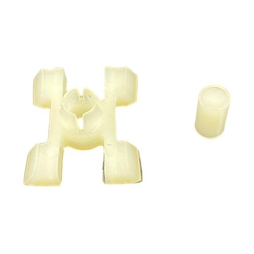Plastic clip for lower body trim for BMW 02 Series E10 (03/1971-07/1977) - BA18365