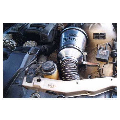     
                
                
    GREEN Dynatwist dynamic air intake kit for BMW 3 Series E36 320i (01/1990-09/1995) - M50 engines - BC45510GD
