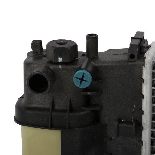  Radiateur d'eau pour BMW Série 3 E30 318is - boîte de vitesses manuelle sans climatisation - BC55623-2 