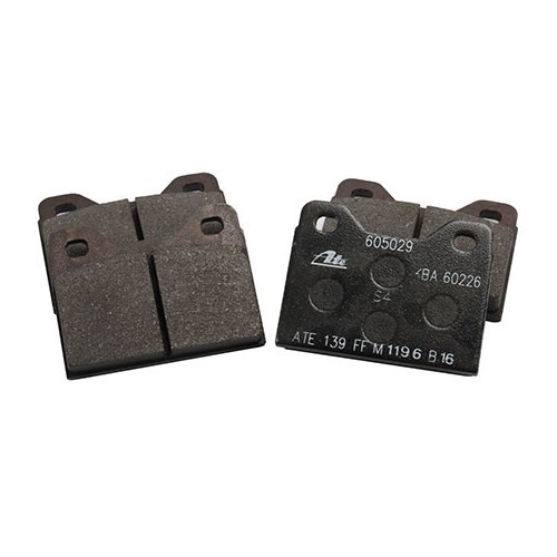     
                
                
    Plaquettes avant pour BMW E10 (02) - BH38010
