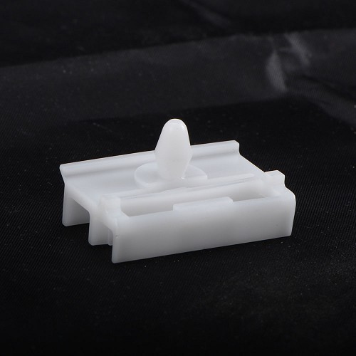 Rocker panel molding clip for BMW 3 Series E36 (11/1989-08/2000) and 3 Series E46 (04/1997-08/2006) - BT10280