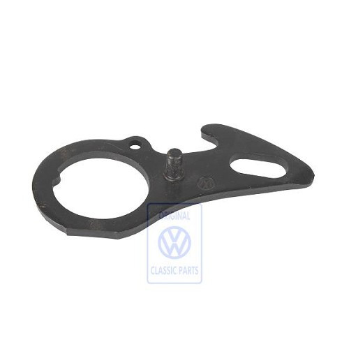    
                
                
    Gancio destro sul sedile anteriore per VW 181 e Karmann-Ghia T14 71-> - C031468
