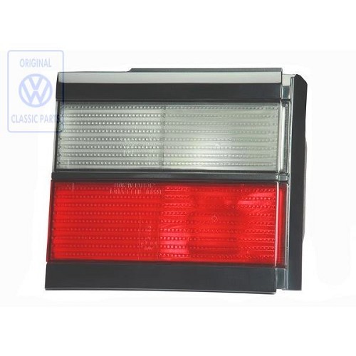     
                
                
    Rear left interior light for Passat 3 estate until ->93 - C080353
