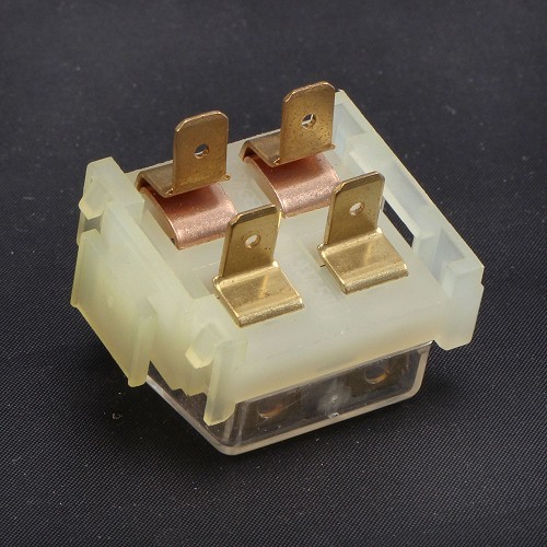  Caja portafusibles con 2 emplazamientos - C152497-1 