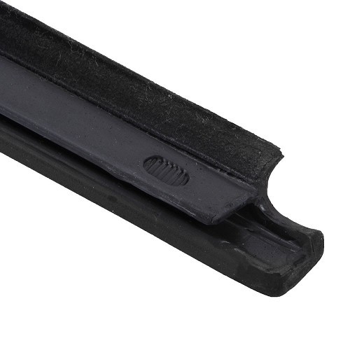  Outer window slot seal for the Polo 6N1 - C236587-2 