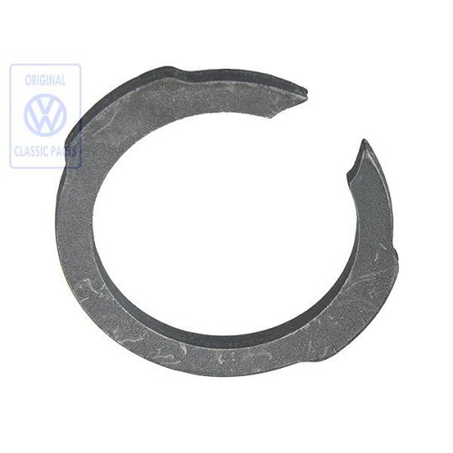  020 311 187 : Gearbox securing ring for Golf Mk1 / T3 Bus - C253546 