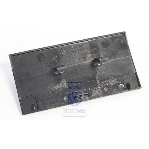 Stemma GLI 16V nero cromato e griglia radiatore rossa 7 barre per VW Jetta 2 GLI 16V fase 1 (02/1986-07/1987)  - C267454