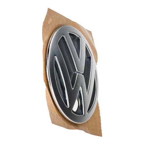 Logo adhésif VW chromé sur fond noir de hayon et malle arrière pour VW Golf 4 Variant et Bora (09/1998-06/2006) - C285445-2 
