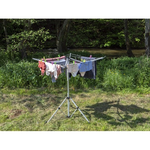 3-arm rotating drying rack on tripod - CA10744