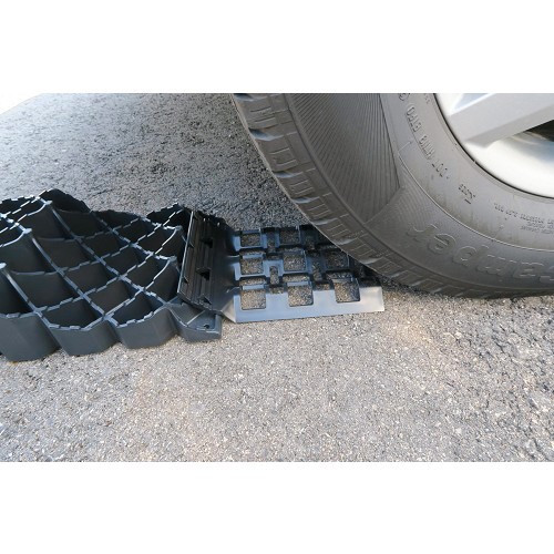 GRIPPER PLATE access ramps for MILENCO holds - Par 2 - CD10456