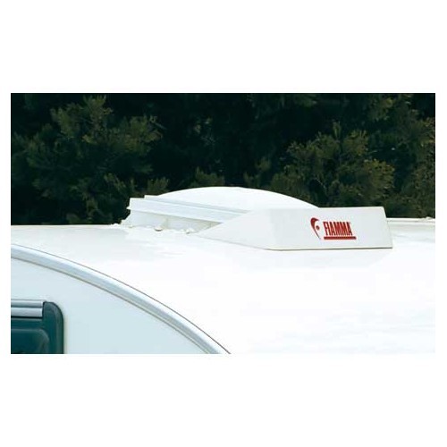  Spoiler de techo para claraboya SPOILER 40 FIAMMA 40x40 cm - CF10210 