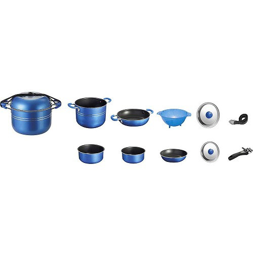     
                
                
    9-piece camping cooking set - CF13147
