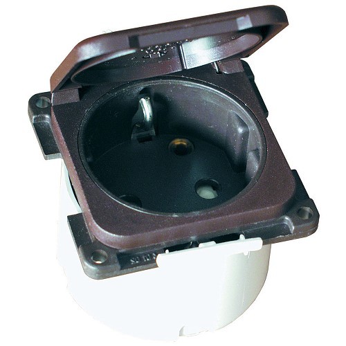     
                
                
    220V brown Schuko outlet + CBE cover - CT10641

