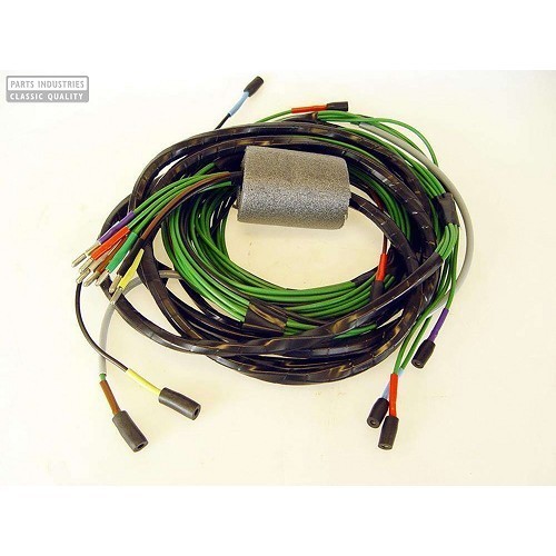     
                
                
    Faisceau arrière pour 2CV berline de 1974 à 1990 - CV30154
