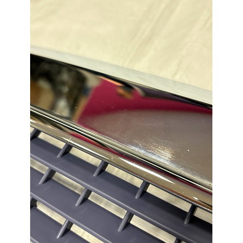 Griglia integrale per Mercedes C(190) W201 - Seconda scelta - CX10545