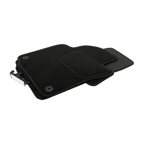     
                
                
    Jeu de 4 tapis de sol Ronsdorf luxe noirs pour Golf 6 Berline - GB26244
