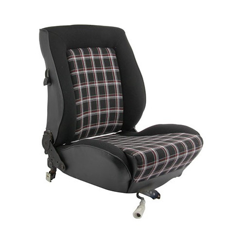     
                
                
    Jeu de housses de sièges blanc/noir pour VW Golf 1 GTI - GB26570
