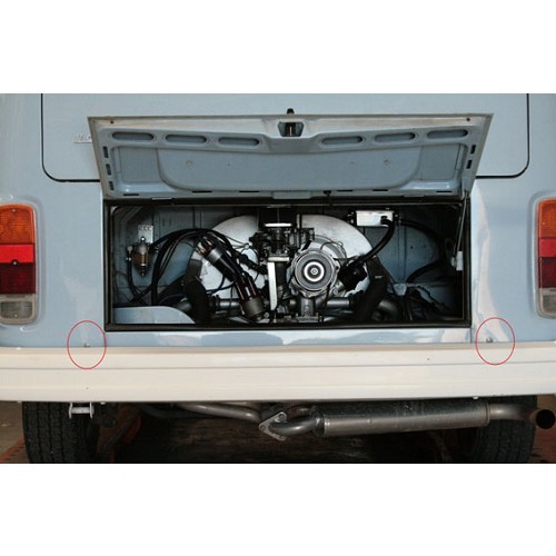  Capuchon obturateur sur coins arrières Combi VW Bay Window et Transporter T3 Pick-up - KA13158-3 