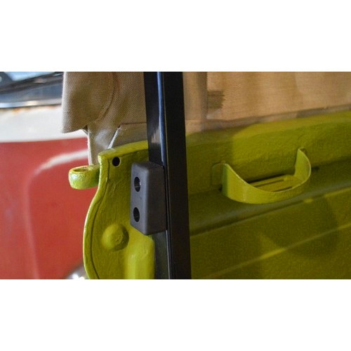  Rubber stop between the flatbed arch and side panel for VW Split & Bay Window Pickup - KA14060-1 