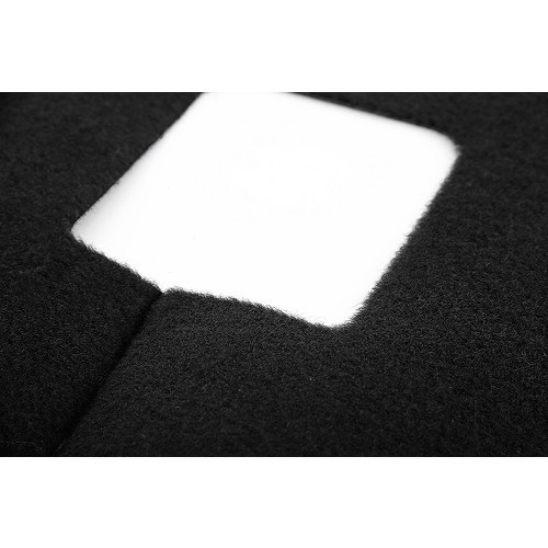 Front cabin mat for Transporter T4 90 ->03 with 3-seater bench seat - KB28114