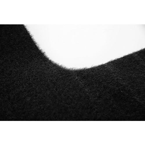 Rear floor mat for VW Transporter T4 from 96 ->2003, long wheelbase - KB28124