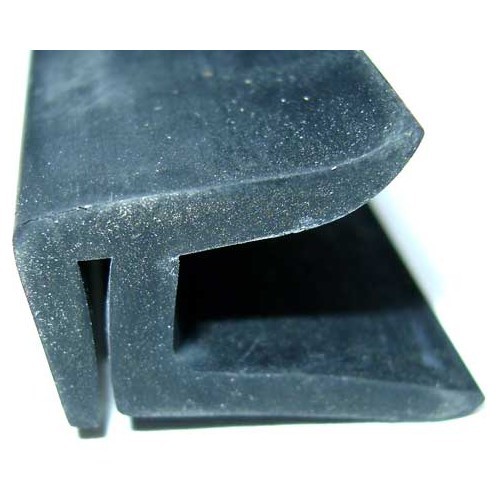     
                
                
    Rear hood seal for Karmann Ghia 55 ->74 - KG131040

