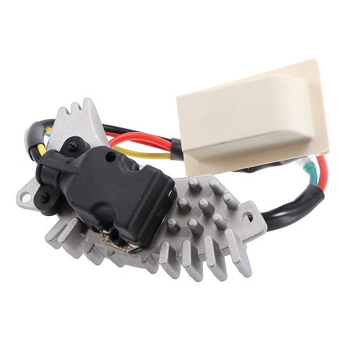     
                
                
    Resistenza/regolatore del ventilatore per Mercedes Classe C (W202) con aria condizionata - MB09420
