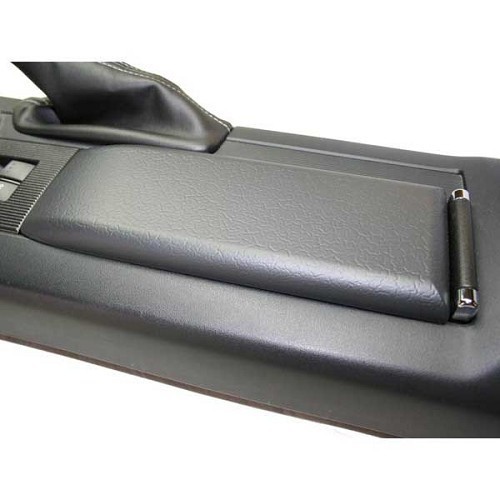     
                
                
    Bracciolo portaoggetti della console centrale per Mazda MX5 NC - MX18454
