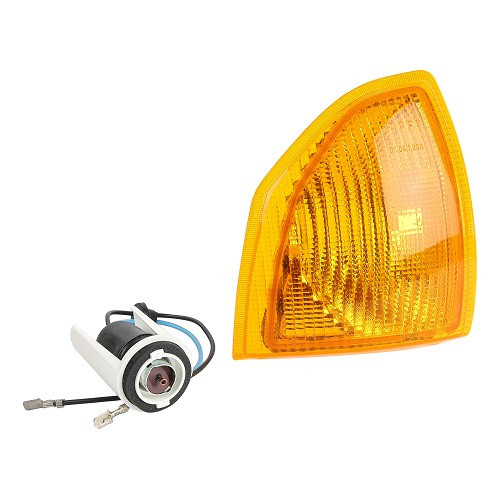     
                
                
    Indicatore di direzione anteriore destro per Alfa Romeo 33 serie 1 (05/1983-09-1986) - Arancione - NO1405
