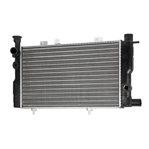     
                
                
    Radiatore acqua motore per Peugeot 205 - PE70030
