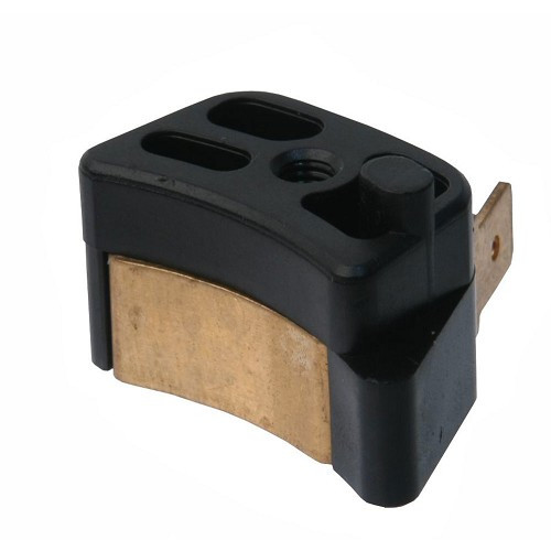     
                
                
    Contacteur de frein à main pour Porsche 911, 912, 964 et 993 - RS11537
