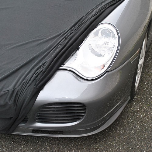  Black custom-made protective covers for a Porsche 996 (1998-2005) - RS38042-2 