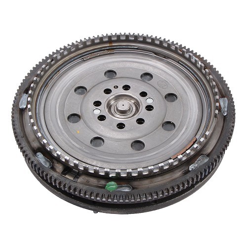     
                
                
    LUK dubbelmassa vliegwiel voor Porsche 987 Boxster (2005-2008) - 5 versnellingen - RS90805
