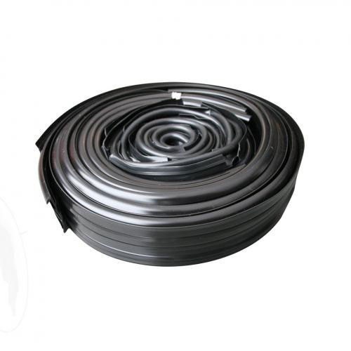     
                
                
    Joints d'ailes noires pour VW type 3 Square / Fastback / variant 62 ->73 - T3A1314
