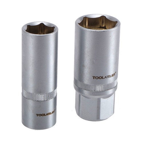     
                
                
    Douilles pour bougies TOOLATELIER 16 et 21 mm - TA00396
