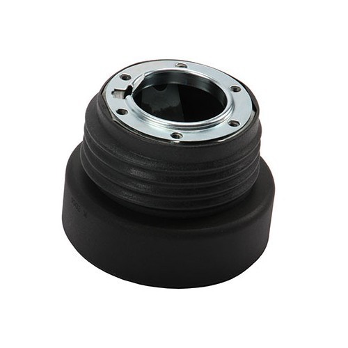  MOMO hub for BMW E30 from 1983 to 1990 - UB00307 
