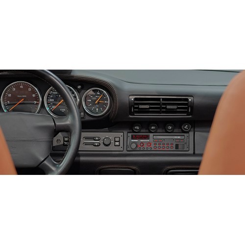 Blaupunkt Bremen SQR 46 DAB car radio 1986 model with USB and Bluetooth - UB01316