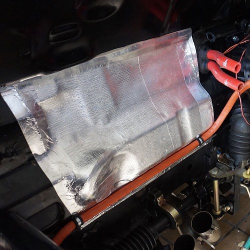  THERMO RACING Hitzeschild aus aluminisiertem Glasfasergewebe 1000°C selbstklebend, 1 m2 - UC20034-3 