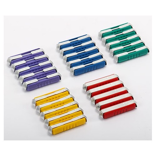     
                
                
    Assortiment varié de 25 fusibles cylindriques "stéatite" - UC60825
