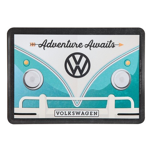  Metalen ansichtkaart VW COMBI SPLIT ADVENTURE AWAITS - 10 x 14 cm - UF01693 