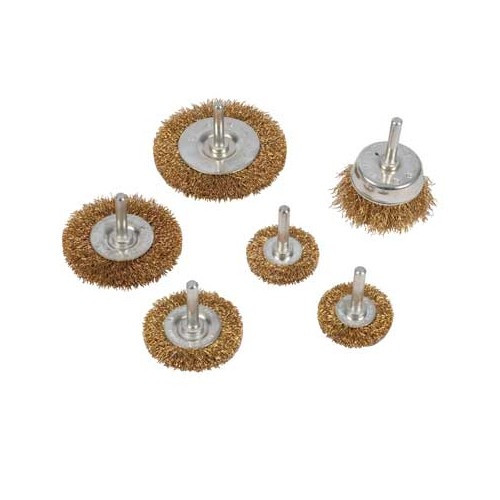     
                
                
    Set of 6 metal brushes - UO40367
