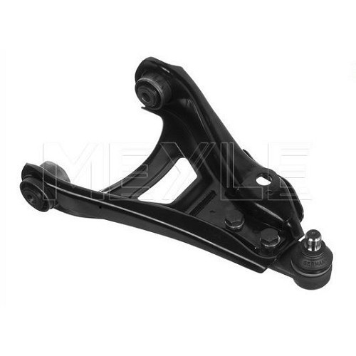     
                
                
    Triangolo di sospensione sinistro per Renault Clio I - UR01085
