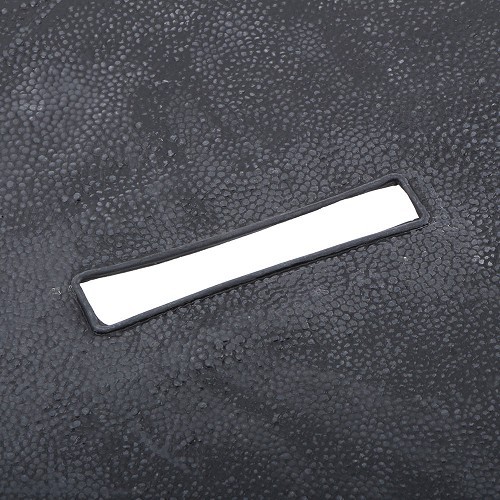 Tapis de sol noir sur poutre centrale pour Volkswagen Coccinelle 56 ->59 - VB27105