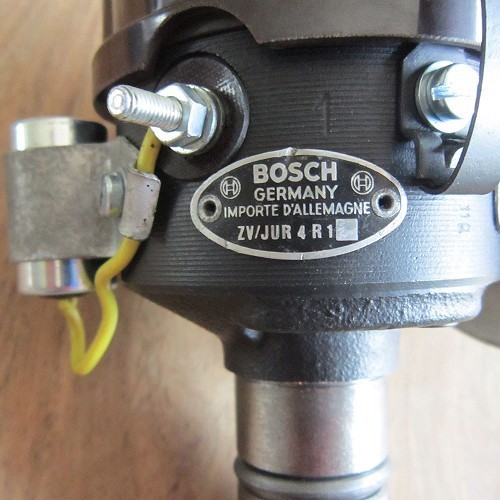 Condensateur sur moteur KdF / 25 / 30 / 34 cv pour Volkswagen Coccinelle 38 ->65 - VC30705