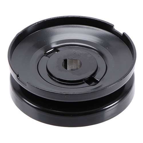     
                
                
    6 volt dynamo pulley for 25/30 bhp engine - VC35207
