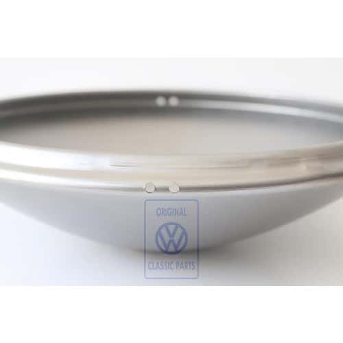  1 VW badge standard trim to paint for 5 x 205 trims - VL30420-1 