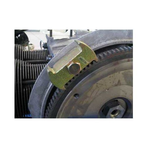  Tool to lock flywheel for VW Old Beetle & Kombi - VO06200-1 
