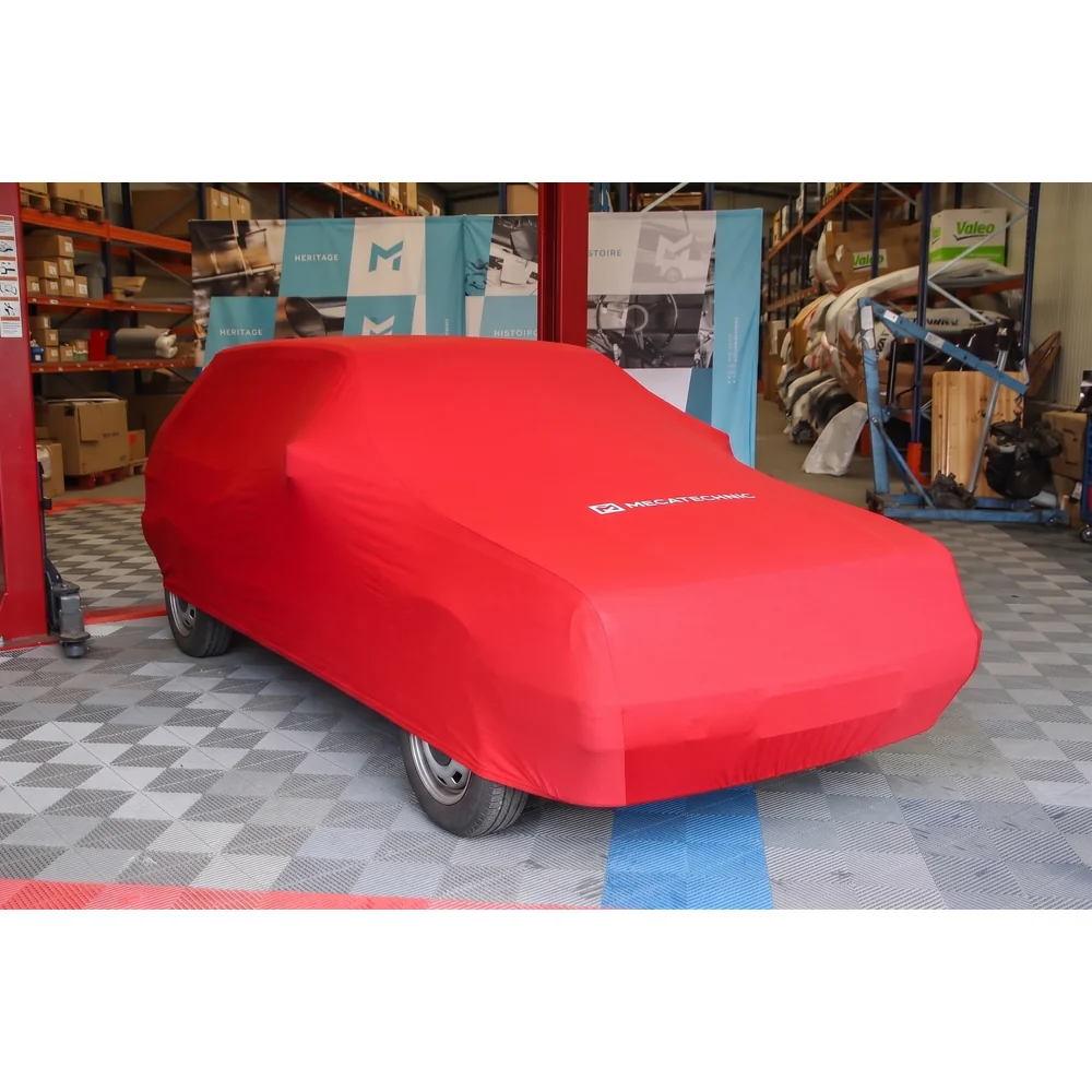 Housse stretch rouge taille S (370x165x119) pour Volkswagen Polo 86C